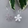 Ohrringe mit Blume, Blüte in Silber